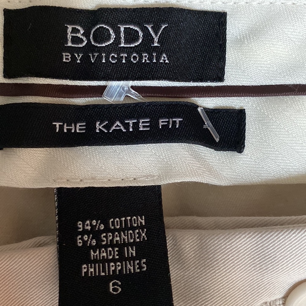 Body by Victoria Pant. Size 6 Beige - Picture 3 of 5
